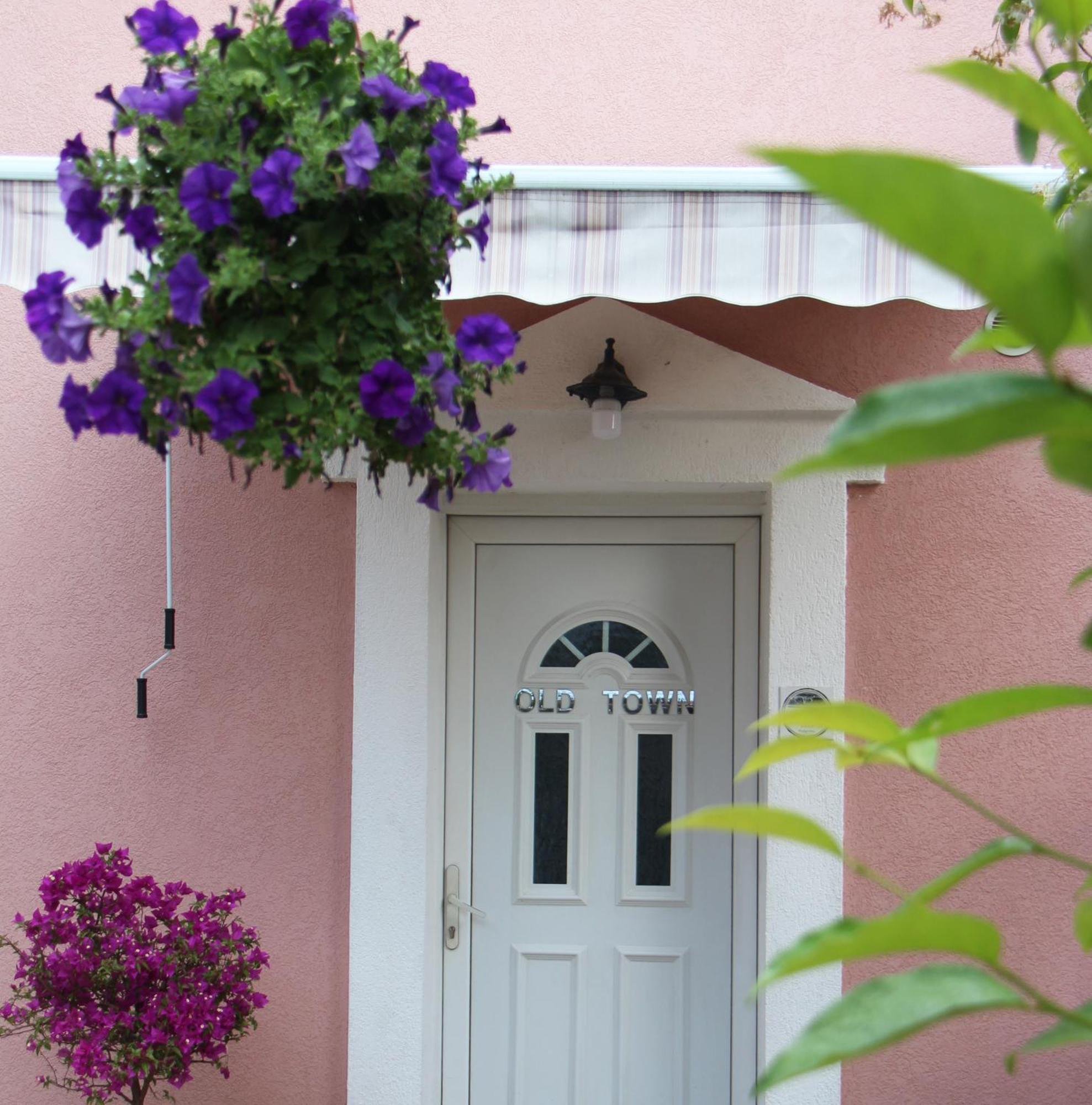 Old Town Podgorica Apartments Экстерьер фото